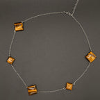 Collier Sora