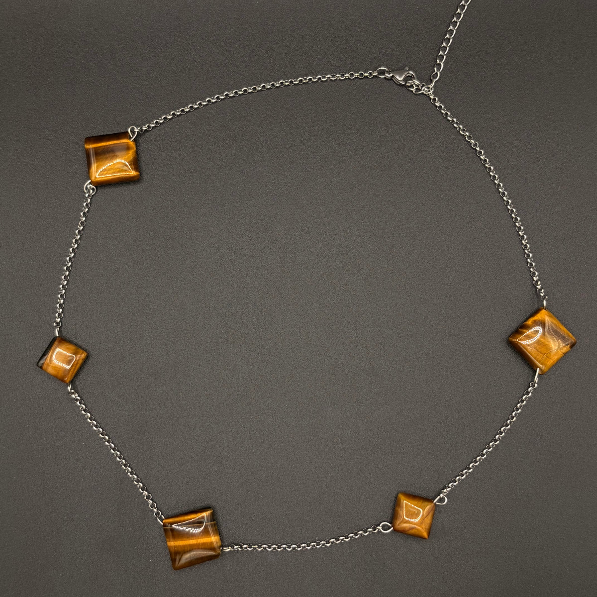 Collier Sora