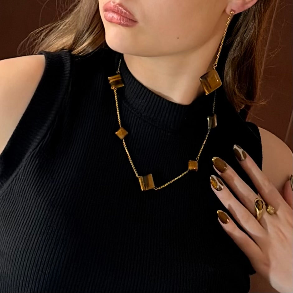 Collier Sora